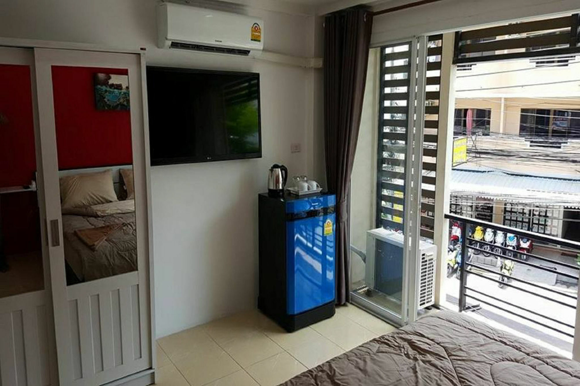 Retox Hotel Pattaya Exterior photo